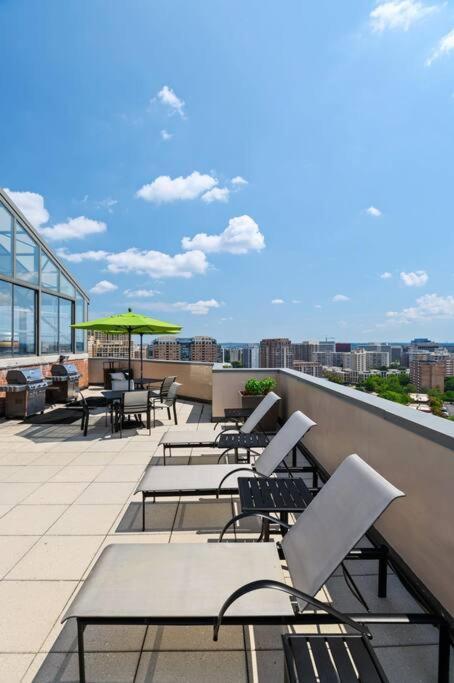 Incredible Apartment With Rooftop In Pentagon City Arlington Kültér fotó